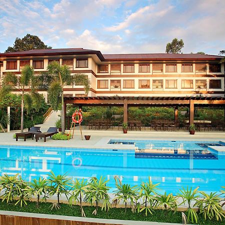 Hotel Tropika Davao Экстерьер фото