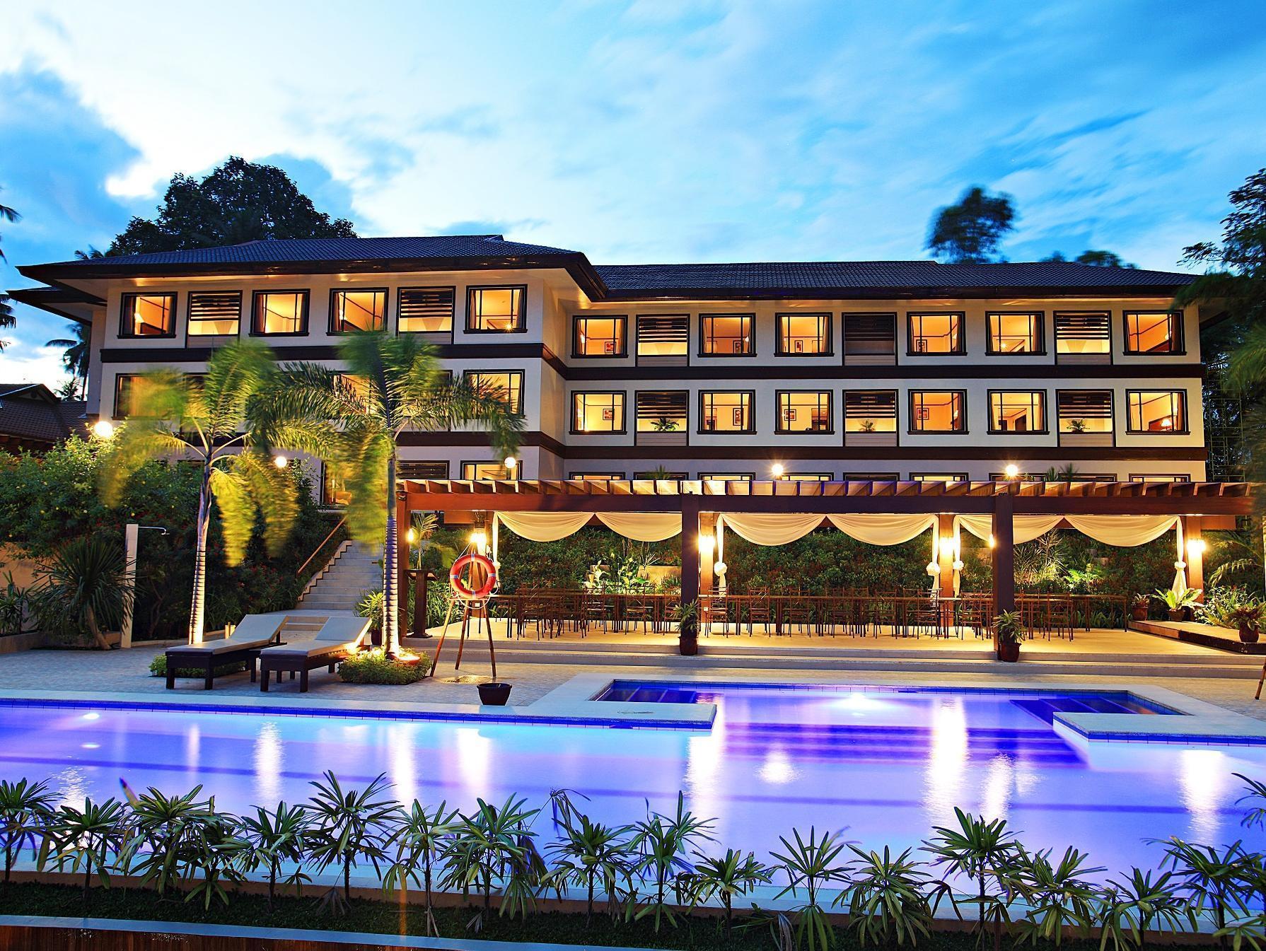 Hotel Tropika Davao Экстерьер фото