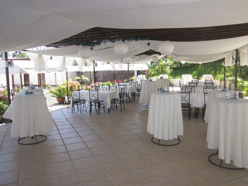 Hotel Tropika Davao Экстерьер фото